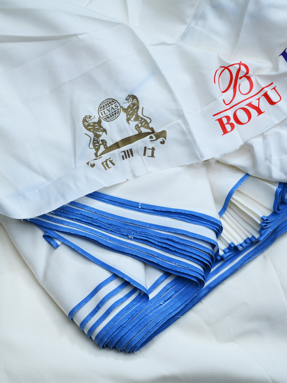 Azure Prestige The ILYAS Silk Signature by BOYU